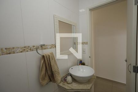 Lavabo de casa para alugar com 3 quartos, 170m² em Vila Nova Mazzei, São Paulo