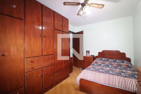 Quarto 1 de casa à venda com 2 quartos, 107m² em Vila Scarpelli, Santo André