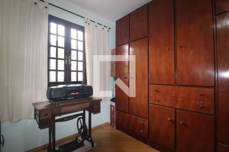 Quarto 1 de casa à venda com 2 quartos, 107m² em Vila Scarpelli, Santo André