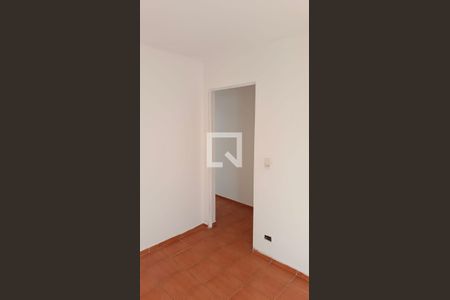 Quarto de apartamento para alugar com 2 quartos, 52m² em Jardim Maria Luiza, Taboão da Serra