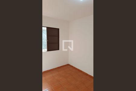 Quarto de apartamento para alugar com 2 quartos, 52m² em Jardim Maria Luiza, Taboão da Serra
