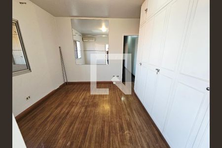 Quarto de casa à venda com 4 quartos, 174m² em Vila Isolina Mazzei, São Paulo