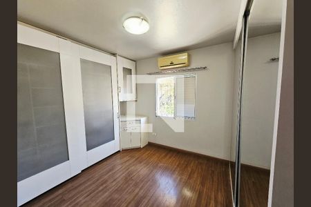 Quarto de casa à venda com 4 quartos, 174m² em Vila Isolina Mazzei, São Paulo