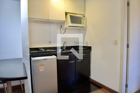Sala e Cozinha de kitnet/studio à venda com 1 quarto, 40m² em Barro Preto, Belo Horizonte