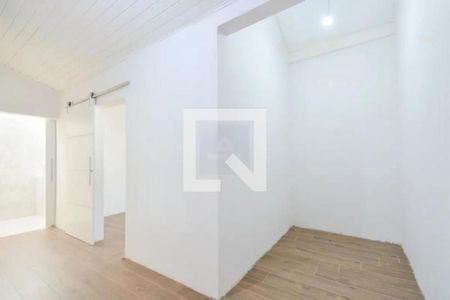 Casa à venda com 5 quartos, 299m² em Santo Amaro, São Paulo