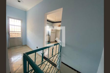 Corredor de casa para alugar com 3 quartos, 400m² em Centro, Taubaté