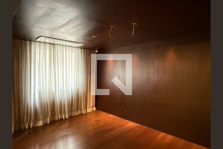 Apartamento à venda com 2 quartos, 158m² em Cerqueira César, São Paulo