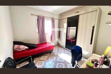 Quarto 1 de casa à venda com 3 quartos, 235m² em Jardim Valeria, Guarulhos