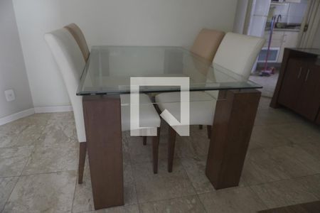 Apartamento para alugar com 3 quartos, 57m² em Itaquera, São Paulo