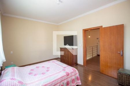 Quarto Suíte de casa à venda com 3 quartos, 300m² em Tropical, Contagem