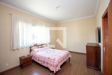 Quarto Suíte de casa à venda com 3 quartos, 300m² em Tropical, Contagem