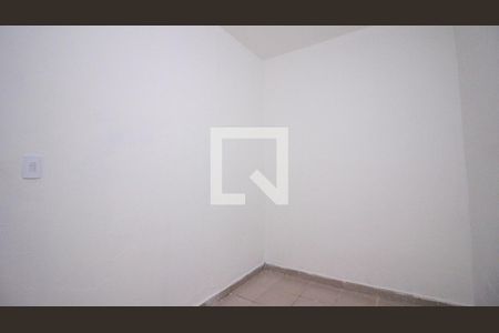 Casa para alugar com 2 quartos, 85m² em Parque Sao Rafael, São Paulo