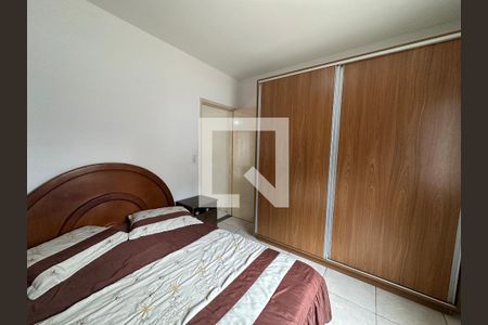 Quarto 1 de casa à venda com 2 quartos, 147m² em Jardim Sao Pedro, Barueri