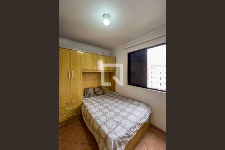 Quarto 1 de apartamento para alugar com 2 quartos, 50m² em Jardim Celeste, São Paulo