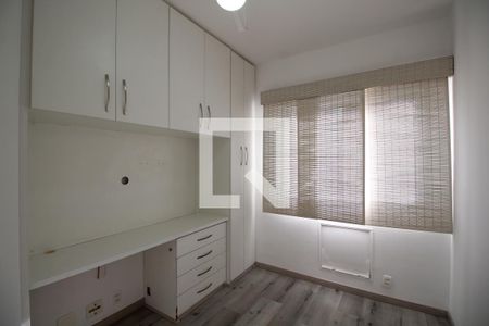 Quarto 1 de apartamento para alugar com 3 quartos, 74m² em Tanque, Rio de Janeiro
