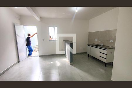 Sala de casa para alugar com 2 quartos, 70m² em Socorro, São Paulo