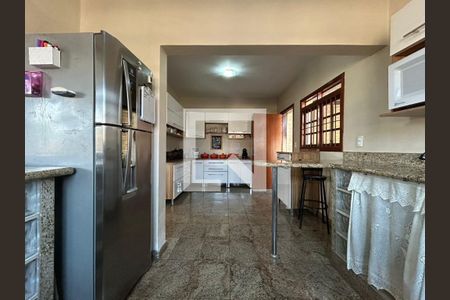 Casa à venda com 3 quartos, 205m² em Vila Manoel Ferreira, Campinas