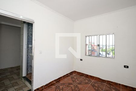Quarto de casa para alugar com 1 quarto, 45m² em Jardim Oliveiras, Taboão da Serra
