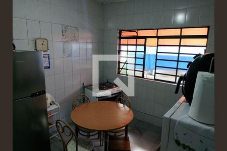Casa à venda com 3 quartos, 360m² em Barreiro, Belo Horizonte