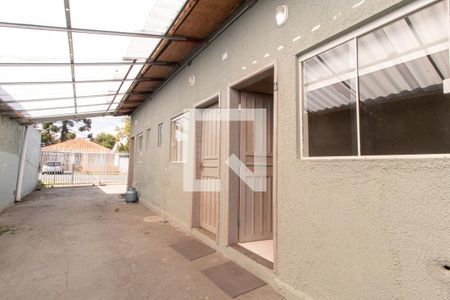 Entrada de kitnet/studio para alugar com 1 quarto, 16m² em Centro, Curitiba