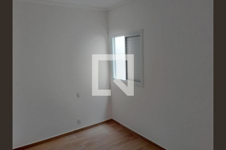 Casa à venda com 3 quartos, 100m² em Vila Romero, São Paulo