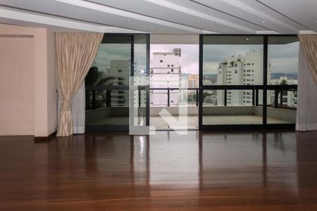 Apartamento à venda com 4 quartos, 473m² em Higienópolis, São Paulo