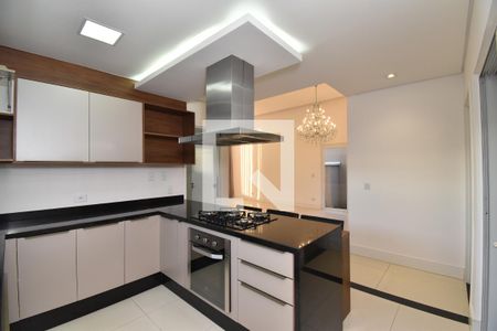 Sala/Cozinha de casa para alugar com 3 quartos, 280m² em Butiatuvinha, Curitiba