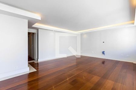 Apartamento à venda com 4 quartos, 225m² em Itaim Bibi, São Paulo