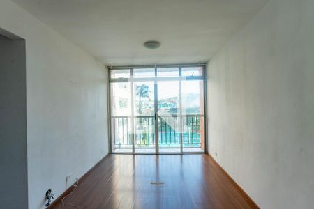 Sala  de apartamento à venda com 2 quartos, 57m² em Taboão, Diadema