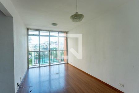 Sala  de apartamento à venda com 2 quartos, 57m² em Taboão, Diadema