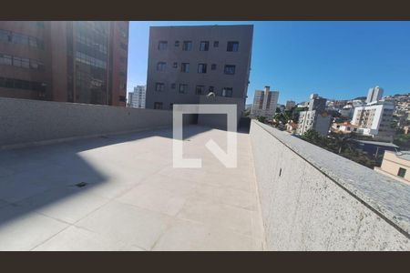 Área Privativa Suspensa de apartamento à venda com 1 quarto, 61m² em Santa Efigênia, Belo Horizonte