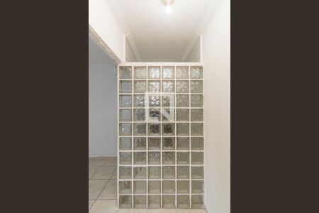 Hall de entrada de apartamento para alugar com 2 quartos, 46m² em Conjunto Habitacional Teotonio Vilela, São Paulo