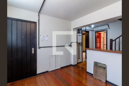 Casa à venda com 6 quartos, 130m² em Bela Vista, São Paulo