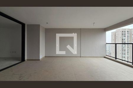 Apartamento à venda com 3 quartos, 132m² em Vila Romana, São Paulo