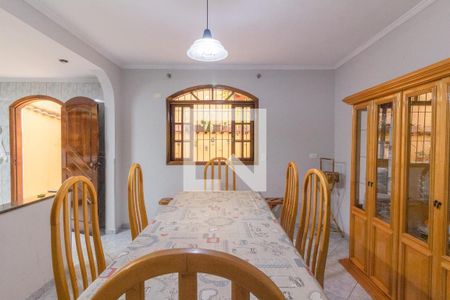 Casa à venda com 3 quartos, 205m² em Parque Novo Oratório, Santo André
