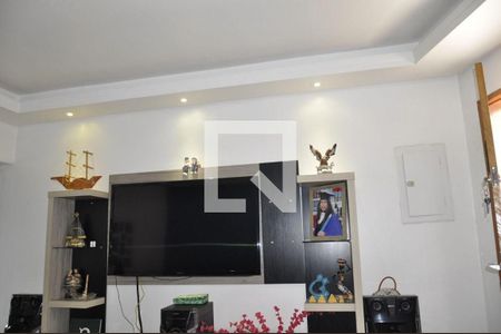 Casa à venda com 4 quartos, 149m² em Vila Santa Delfina, São Paulo