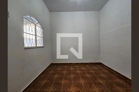 Quarto de casa para alugar com 1 quarto, 50m² em Cascadura, Rio de Janeiro
