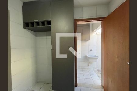 Casa para alugar com 2 quartos, 90m² em Santa Terezinha, Belo Horizonte