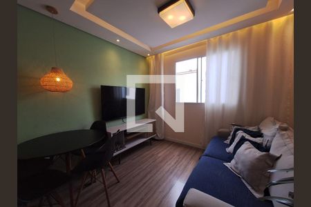 Apartamento para alugar com 2 quartos, 42m² em Parque Santa Rosa, Suzano