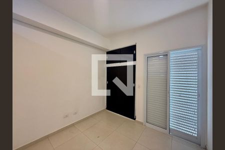 Quarto  de kitnet/studio para alugar com 1 quarto, 30m² em Jardim Sabara, São Paulo