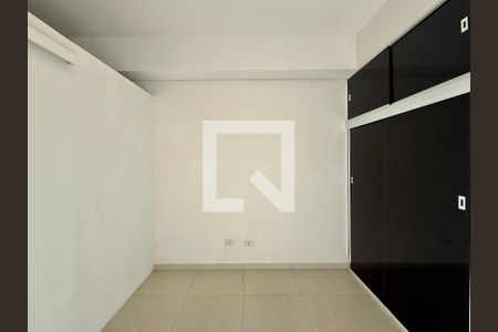 Quarto  de kitnet/studio para alugar com 1 quarto, 30m² em Jardim Sabara, São Paulo