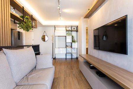 Sala de apartamento à venda com 2 quartos, 68m² em Aclimação, São Paulo