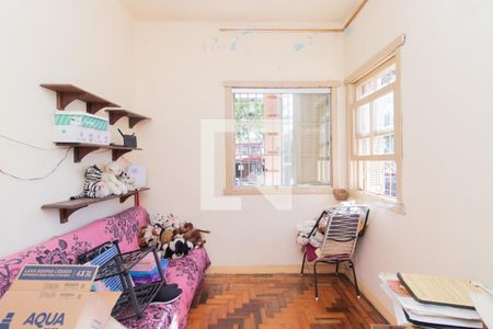 Quarto 1 de casa à venda com 2 quartos, 85m² em Medianeira, Porto Alegre