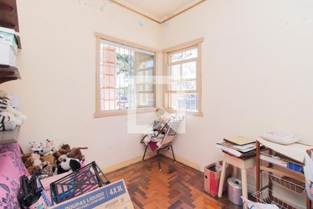 Quarto 1 de casa à venda com 2 quartos, 85m² em Medianeira, Porto Alegre