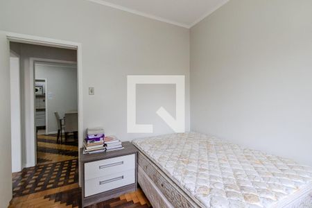 Quarto 1 de apartamento para alugar com 2 quartos, 64m² em Centro Histórico, Porto Alegre