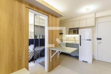 Sala de apartamento para alugar com 2 quartos, 38m² em Vila Nova Conceição, São Paulo
