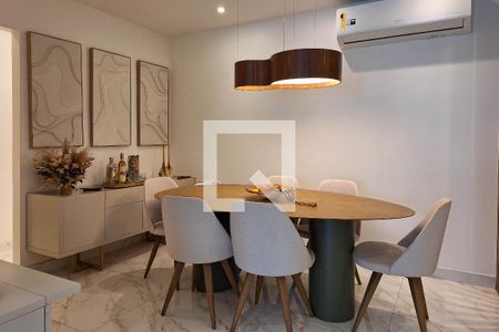 Sala 1 de apartamento para alugar com 4 quartos, 120m² em Camboinhas, Niterói