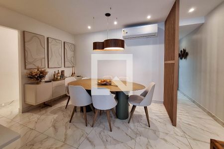 Sala 1 de apartamento para alugar com 4 quartos, 120m² em Camboinhas, Niterói