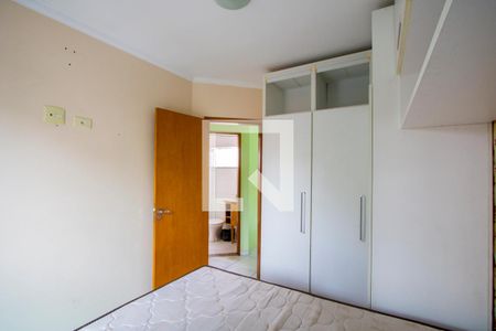 Quarto 1 de apartamento para alugar com 2 quartos, 40m² em Vila Luzita, Santo André