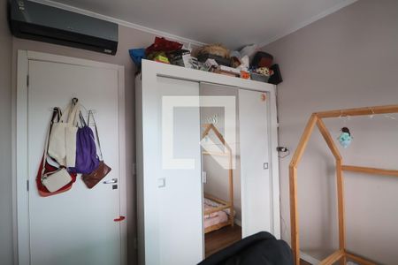 Quarto de apartamento à venda com 2 quartos, 60m² em Niterói, Canoas
